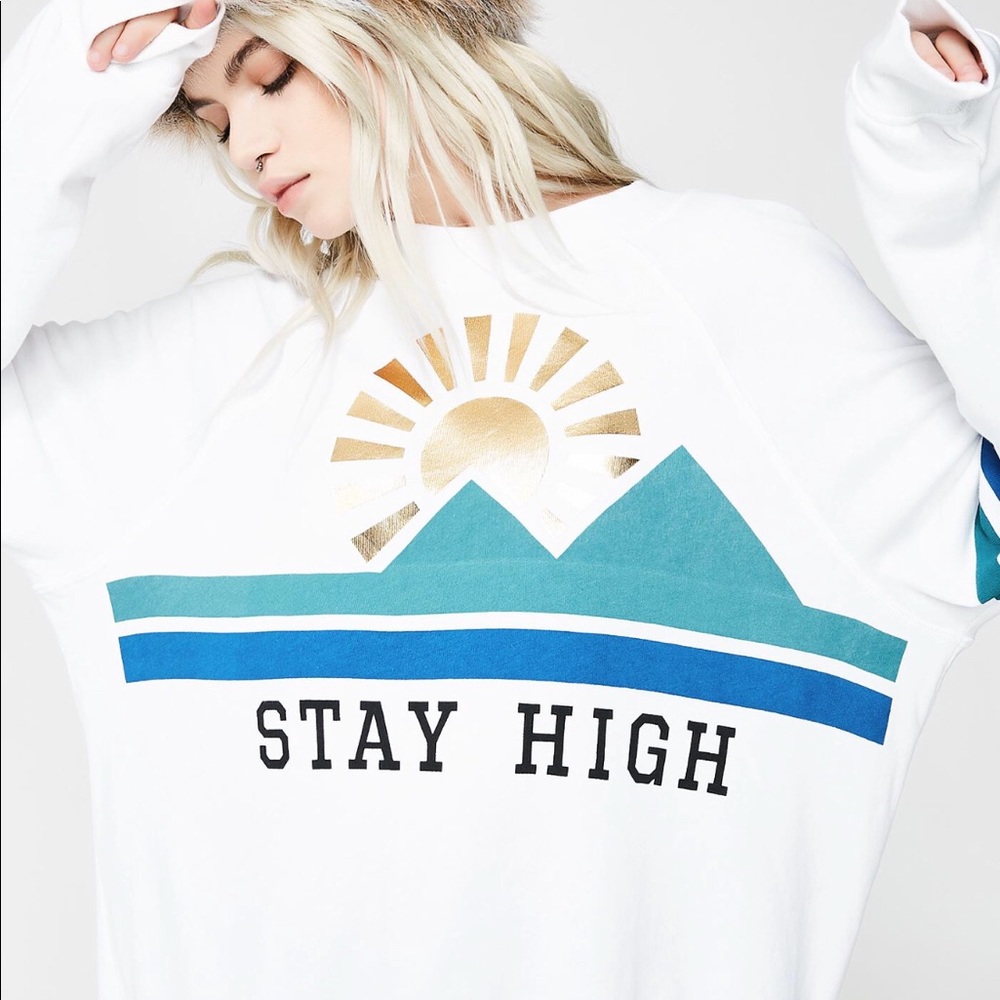 NWT WILDFOX sweater